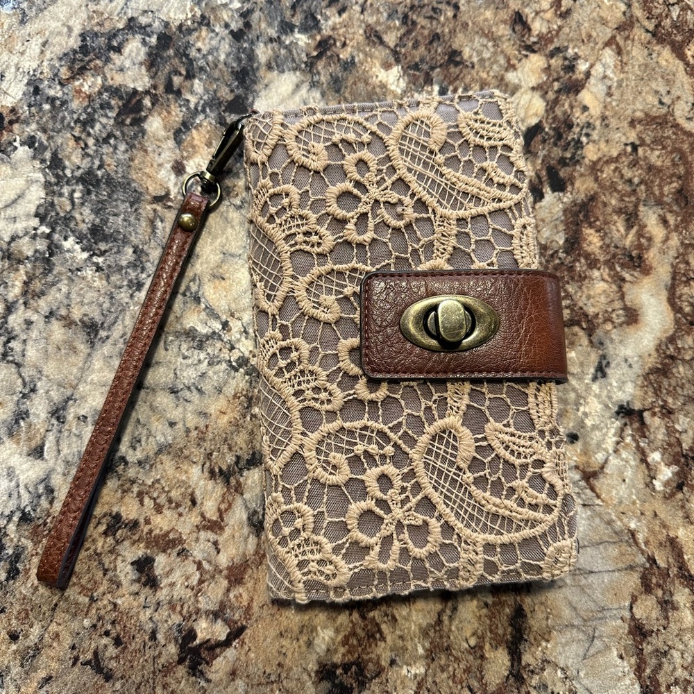 Justin’s embroidered wallet